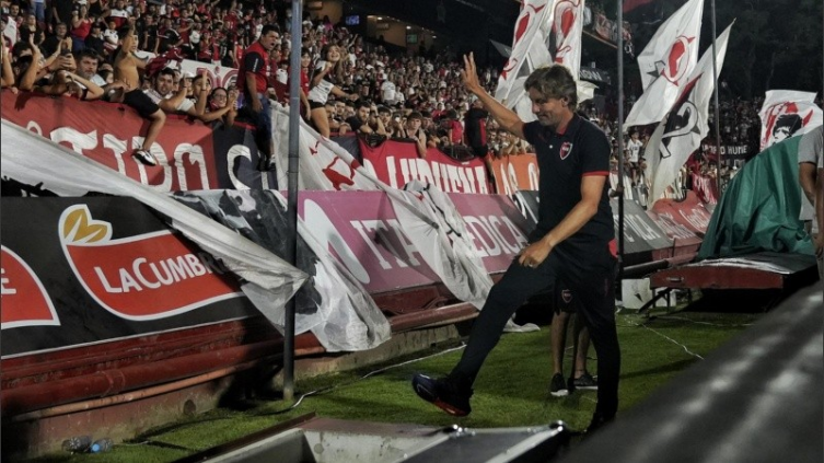 Del apoyo dividido a la ovación final para Heinze