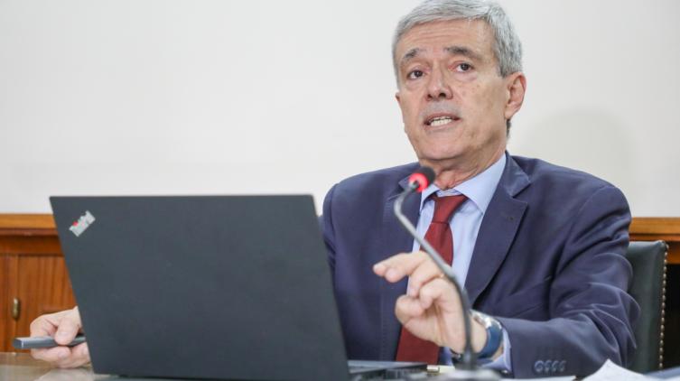 El ministro Agosto informó la situación financiera y presupuestaria de la provincia