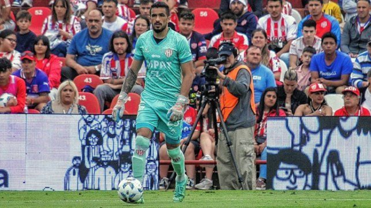 Unión busca renovar el contrato de Sebastián Moyano