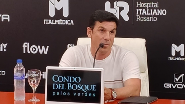 Newell ´s presentó al DT Mauricio Larriera