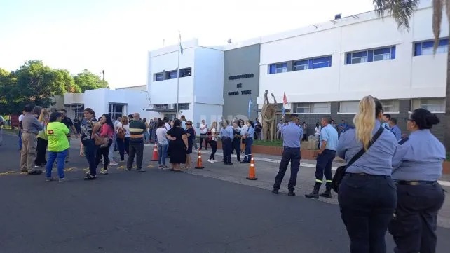 Municipales de Santo Tomé analizan un paro por despido de 53 trabajadores