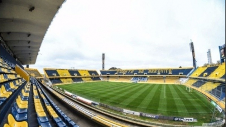 Central confirmó las salidas de Marcelo Acosta y Facundo Agüero