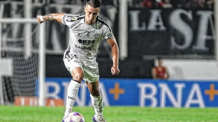 Julián Navas cerca de ser jugador de Colón