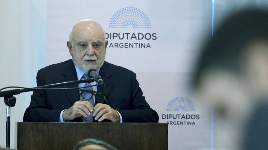 El Gobierno busca llegar a la Corte contra el fallo que suspendió el capítulo laboral del DNU
