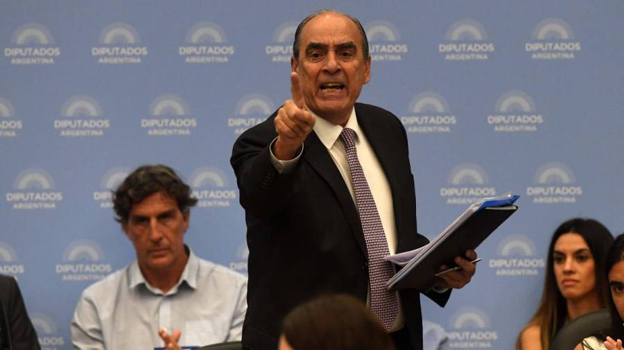 Francos advirtió que si la ley 