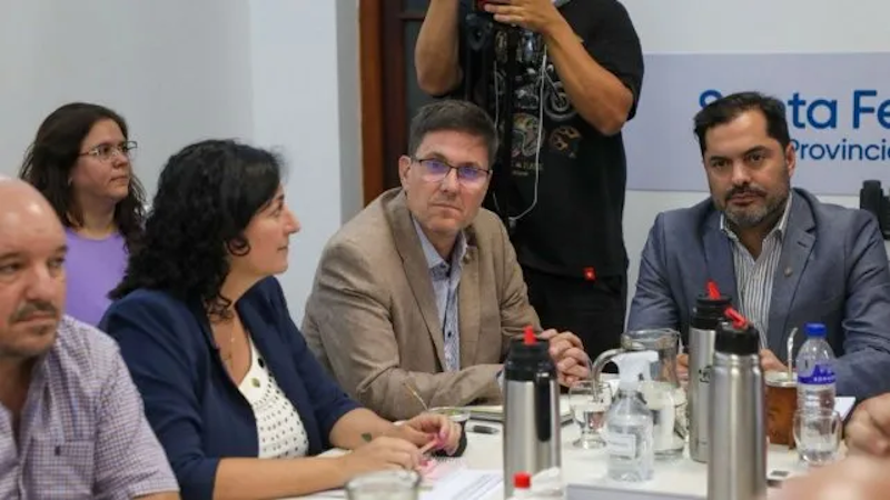 El gobierno convocará a los gremios docentes para una paritaria 