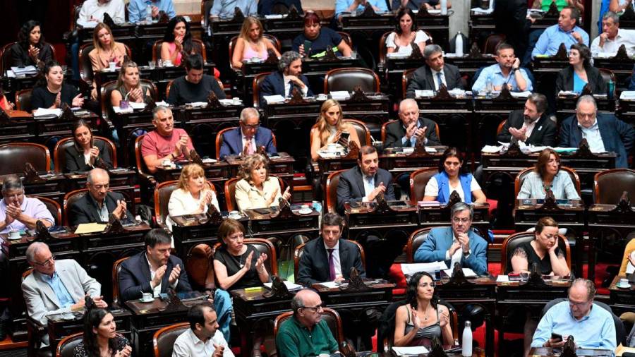 Ley Ómnibus: la sesión en Diputados pasó a cuarto intermedio