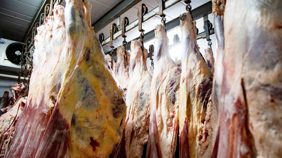 Trabajadores de la carne cerraron un acuerdo salarial por enero, febrero y marzo