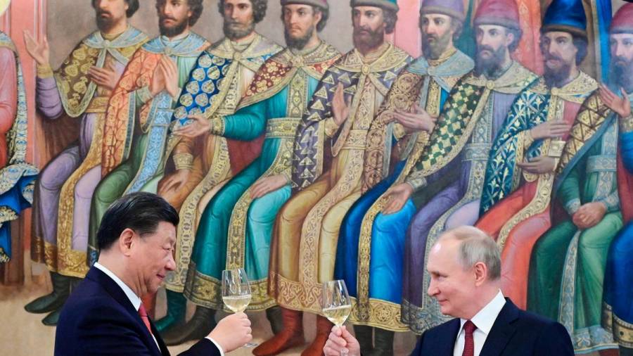 Xi Jinping y Putin denunciaron las políticas de