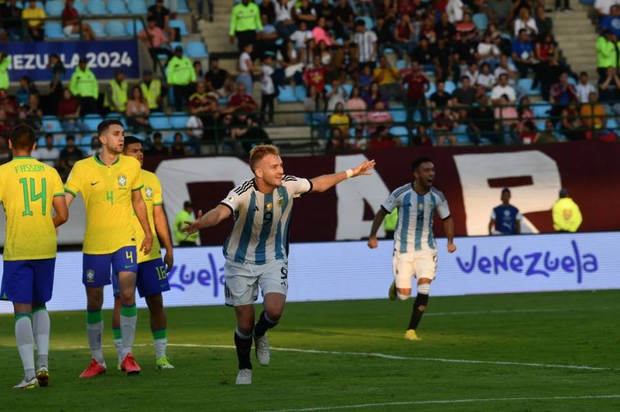 Argentina se clasificó a los juegos Olímpicos de París al lograr un triunfo épico ante Brasil