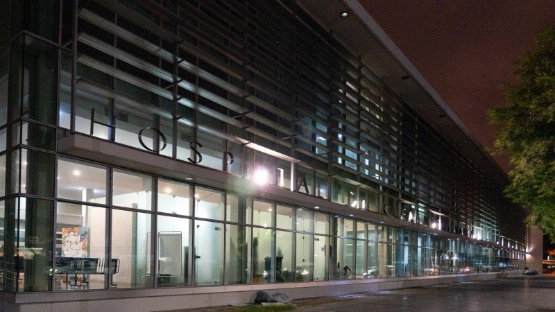 Intentó robar cables de alta tensión y se prendió fuego: “Su estado es crítico”