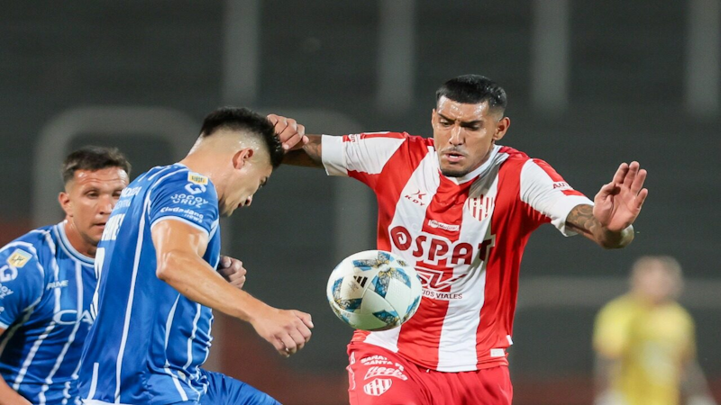 Unión se trae un empate sin goles ante el lider de la Zona B