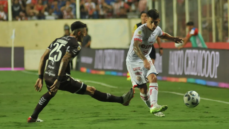 Unión jugó mal e igualó con Platense un partido que debía ganar