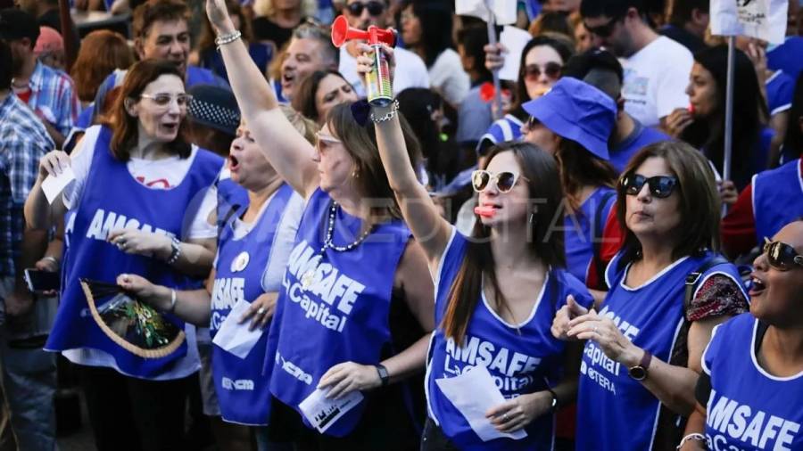 Amsafé adhiere al paro nacional docente y las clases no empiezan este lunes en Santa Fe: se esperan más medidas