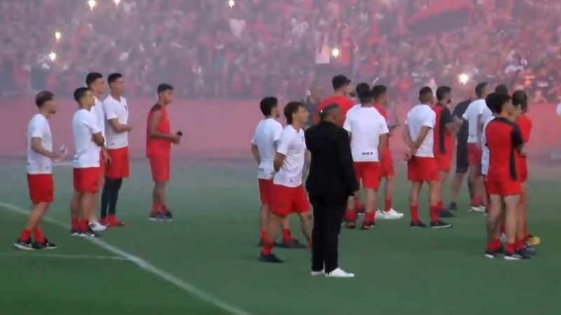 Los jugadores de Newell ´s en el Banderazo