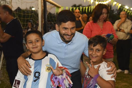 El Gobernador inaugura el ciclo lectivo en la Escuela 