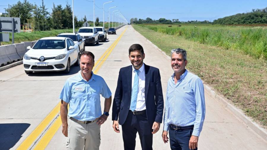Pullaro habilitó obras viales y supervisó tareas en marcha en Villa Constitución
