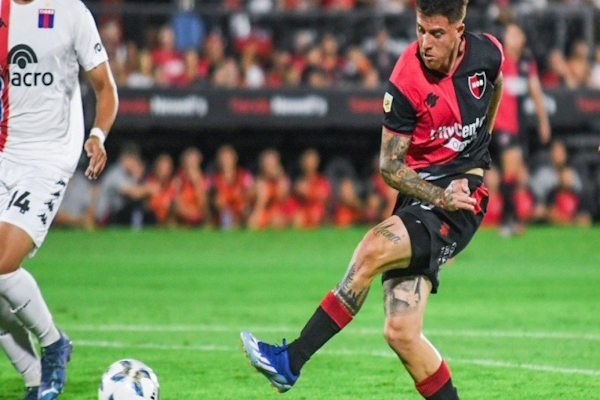 Newell's derrotó a Tigre y volvió a ganar en el Coloso