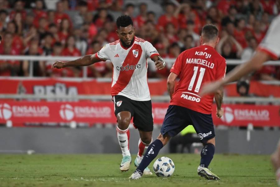 En un picante duelo de líderes, Independiente y River no se sacaron ventajas