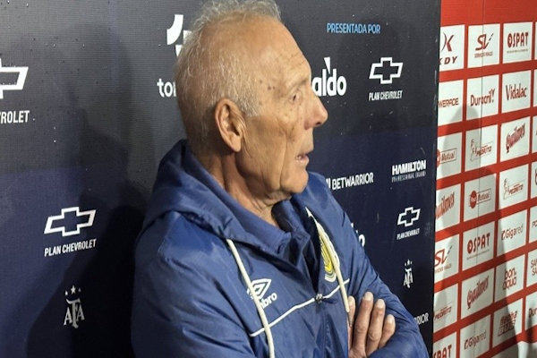 Impresiones de Miguel Russo tras la victoria ante Douglas