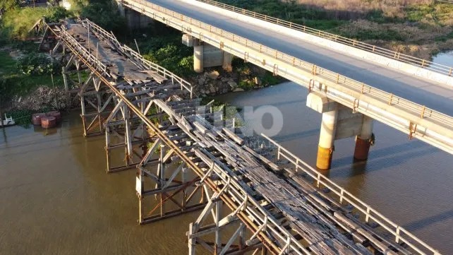 Abrazo simbólico al Puente Palito: los vecinos de Alto Verde siguen firmes en su lucha para que no lo desmantelen