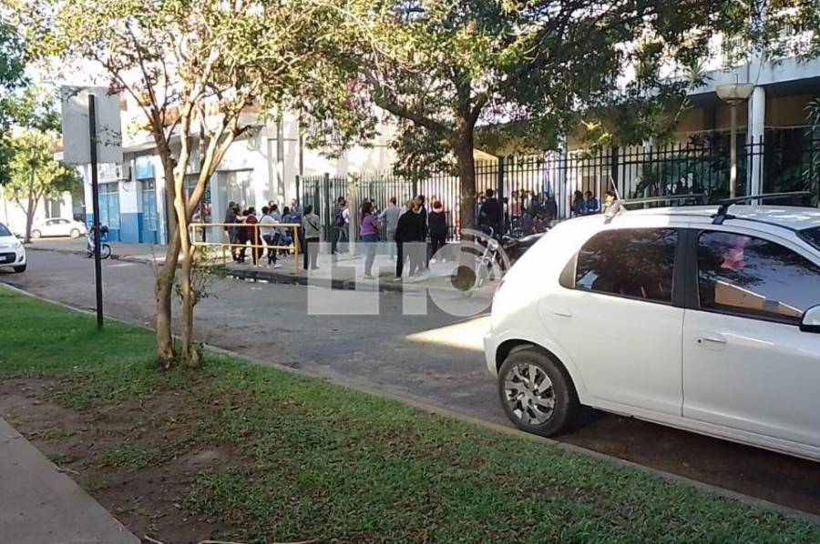 Denuncian un posible caso de abuso dentro de la Escuela Bustamante