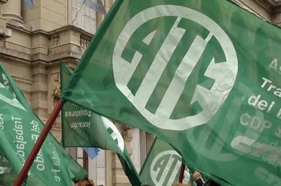 Ante posibilidad de despidos masivos, ATE advirtió que podría realizar 