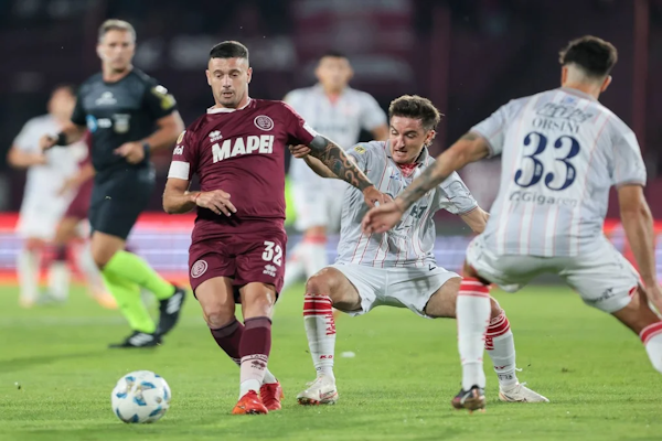 Unión dejó escapar tres puntos muy valiosos en el final por la Copa de la Liga