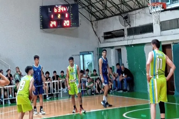Torneo Oficial de Básquet: festejos de Sanjustino y Colón (SJ)