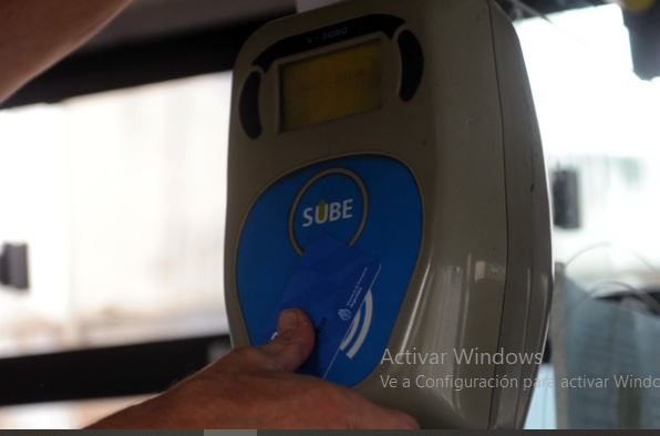 Tarjeta SUBE para personas con discapacidad: el trámite puede hacerse en la Estación Belgrano, la Municipalidad y los Centros de Distrito