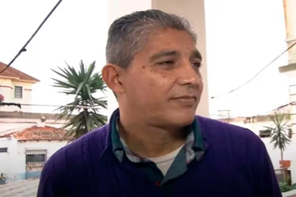 Fue policía y un temido barrabrava, ahora se convirtió en el jefe sindical de los trapitos