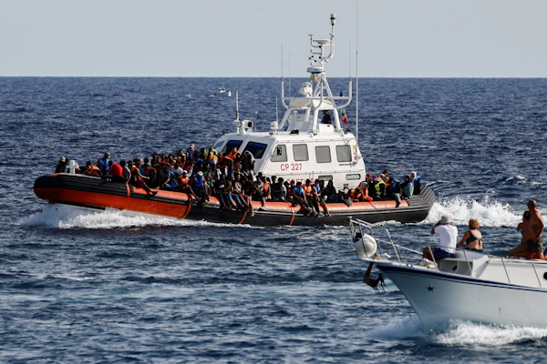 Naufragio en el Mediterráneo: desaparecieron 45 inmigrantes