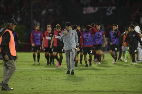 Newell ´s llega cuesta abajo al final de la fase de grupos