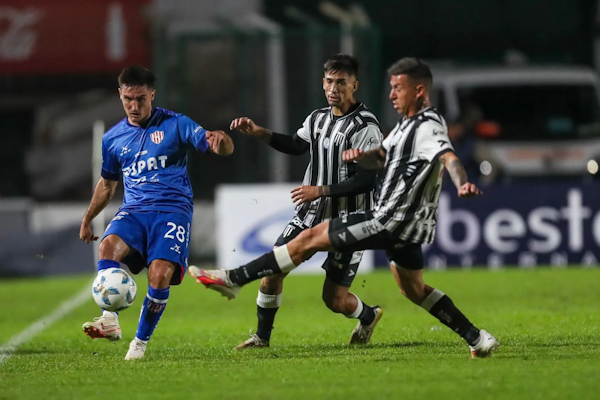 Copa Argentina: Unión jugó muy mal y Gimnasia (M) lo aprovechó y lo eliminó en el tiro final