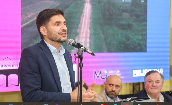 Pullaro recorrió el departamento San Cristóbal con eje en mejoras viales y productivas