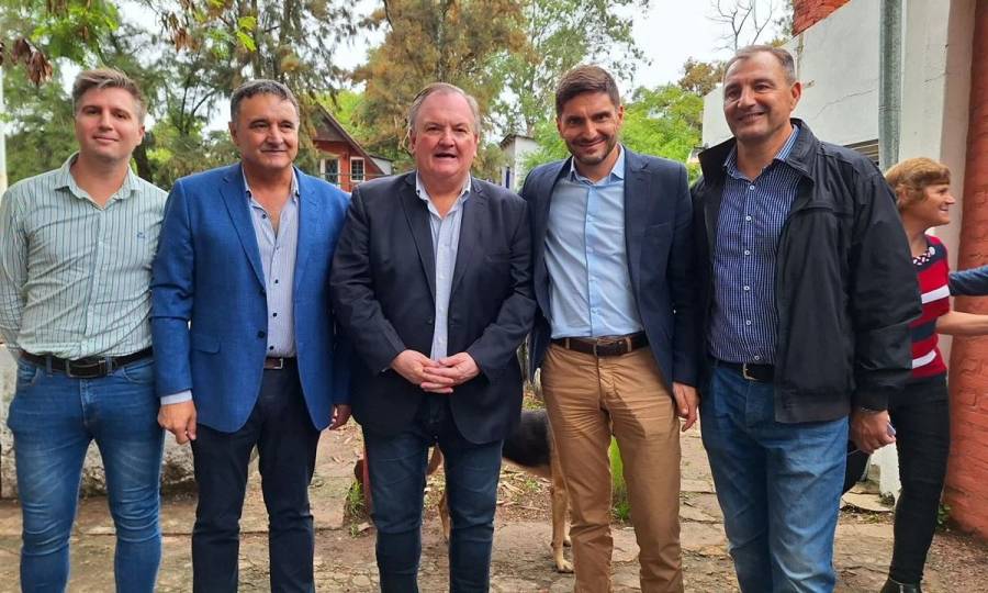 Pullaro y el senador Michlig presentaron el proyecto de puesta en valor de Laguna La Verde