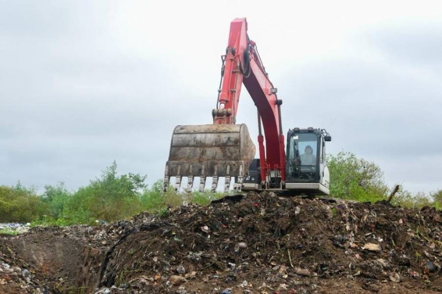 Comenzaron los trabajos de saneamiento del basural a cielo abierto en Rincón