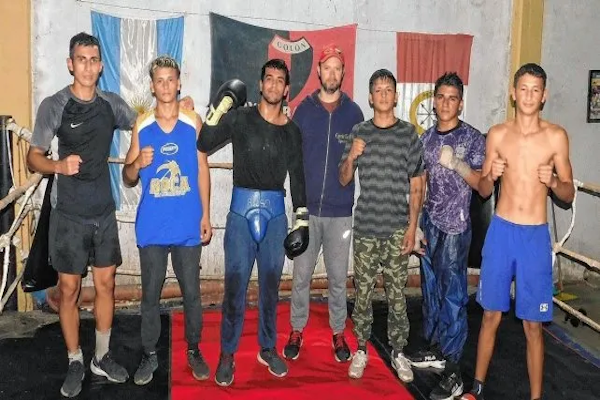 Vuelve el boxeo amateur al Roque Otrino de Colón