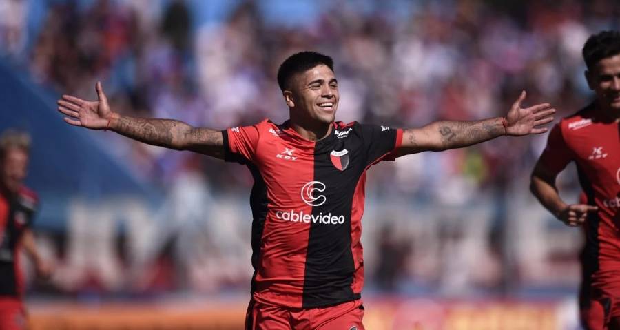 Colón goleó 4 a 0 a Brown de Adrogué