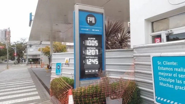 Pese a la contención del gobierno nacional, los combustibles volvieron a subir en Santa Fe