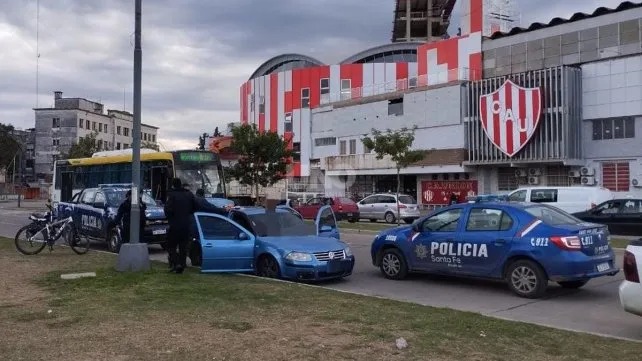 Detuvieron a dos empleados municipales intentando vender una bici robada 