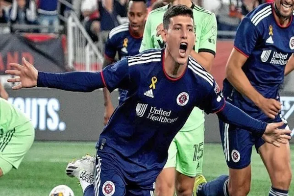 Colón a la espera de la venta de Tomás Chancalay
