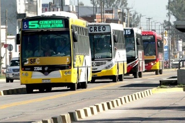 La UTA advirtió por un paro de 72 horas por incumplimiento de la pauta salarial 
