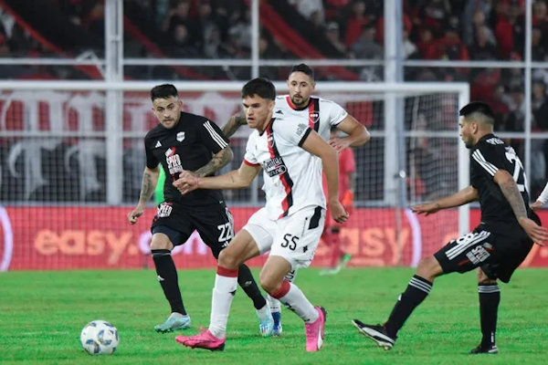 Newell's irá al Fortín recuperando jugadores