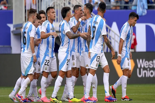 Argentina se impuso ante Ecuador en el primer amistoso previo a la Copa América