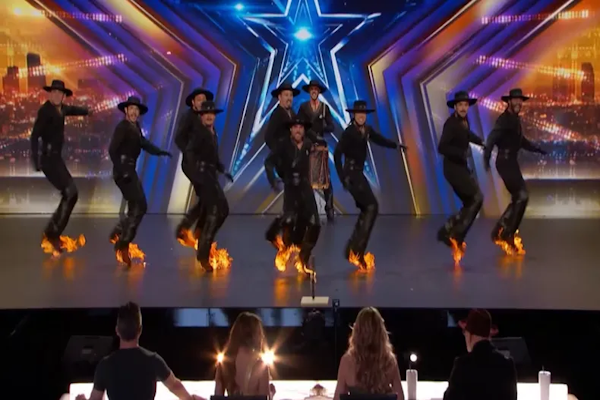 America ´s Got Talent: un grupo argentino emocionó con el malambo de fuego