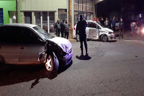 Se produjo un choque en la esquina de La Redonda