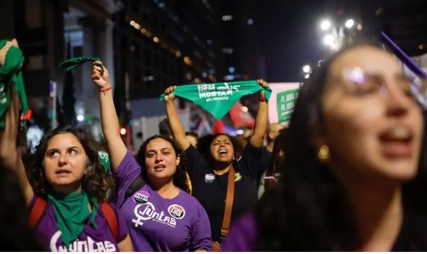 Brasil: un informe registró una violación cada seis minutos en 2023
