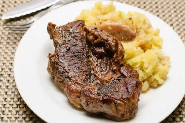 Corte de carne barato: relleno y 