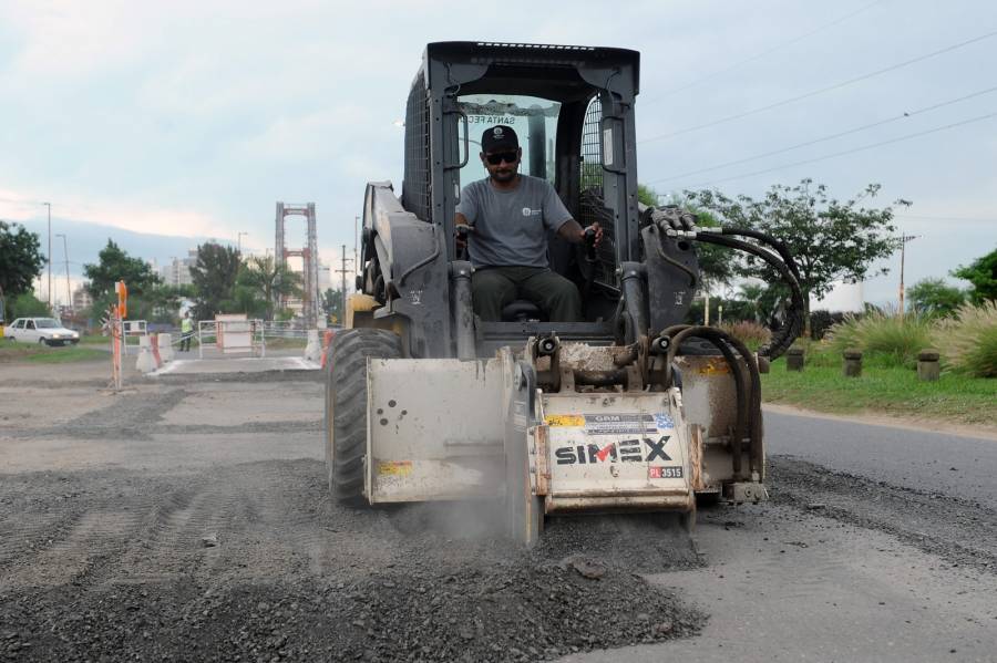 Trabajos de bacheo y mantenimiento vial e iluminación 